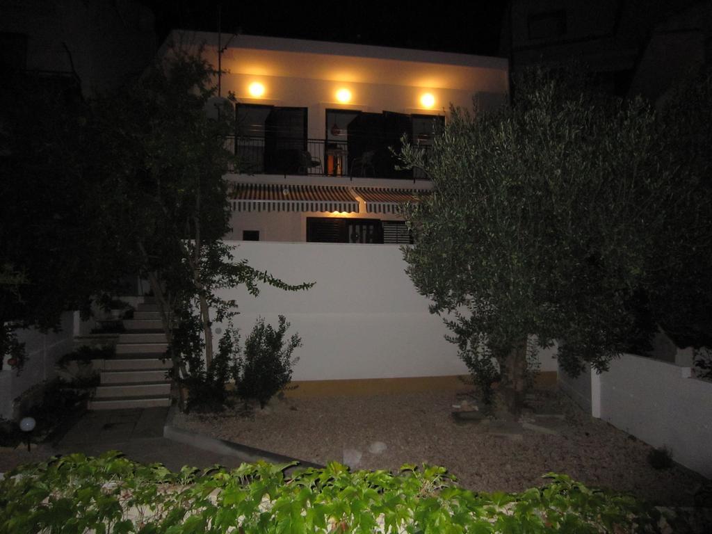 Holiday Home Mona Igrane Oda fotoğraf
