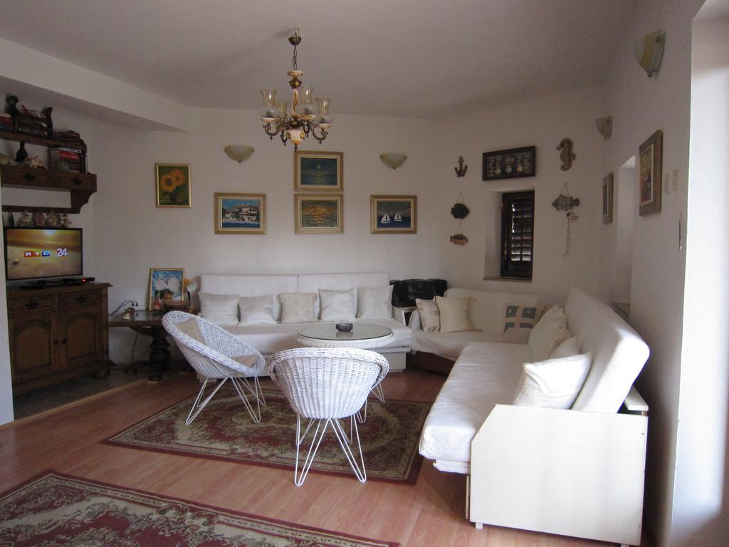 Holiday Home Mona Igrane Oda fotoğraf